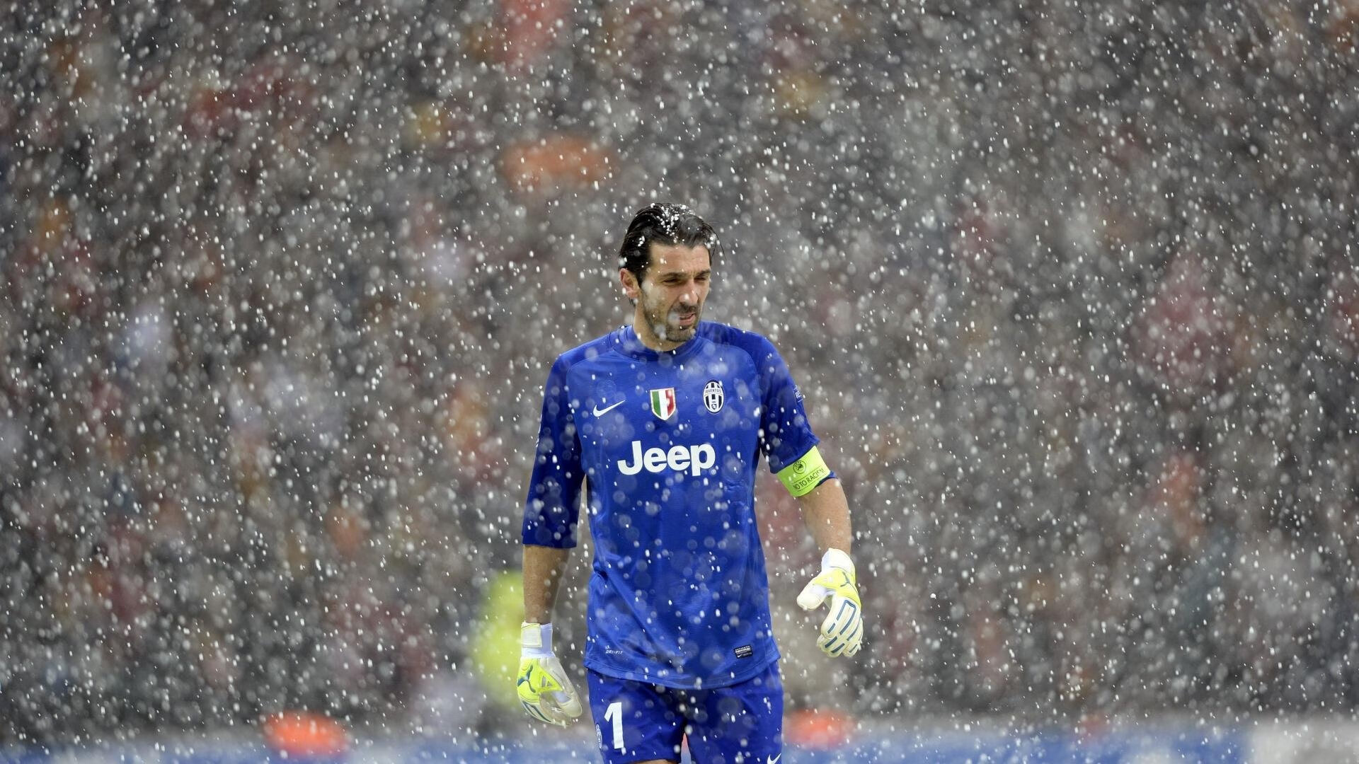 九游（jiuyou.com）游戏-世界杯惊艳夜：精彩片段激动全场！，世界杯最精彩的一场比赛视频